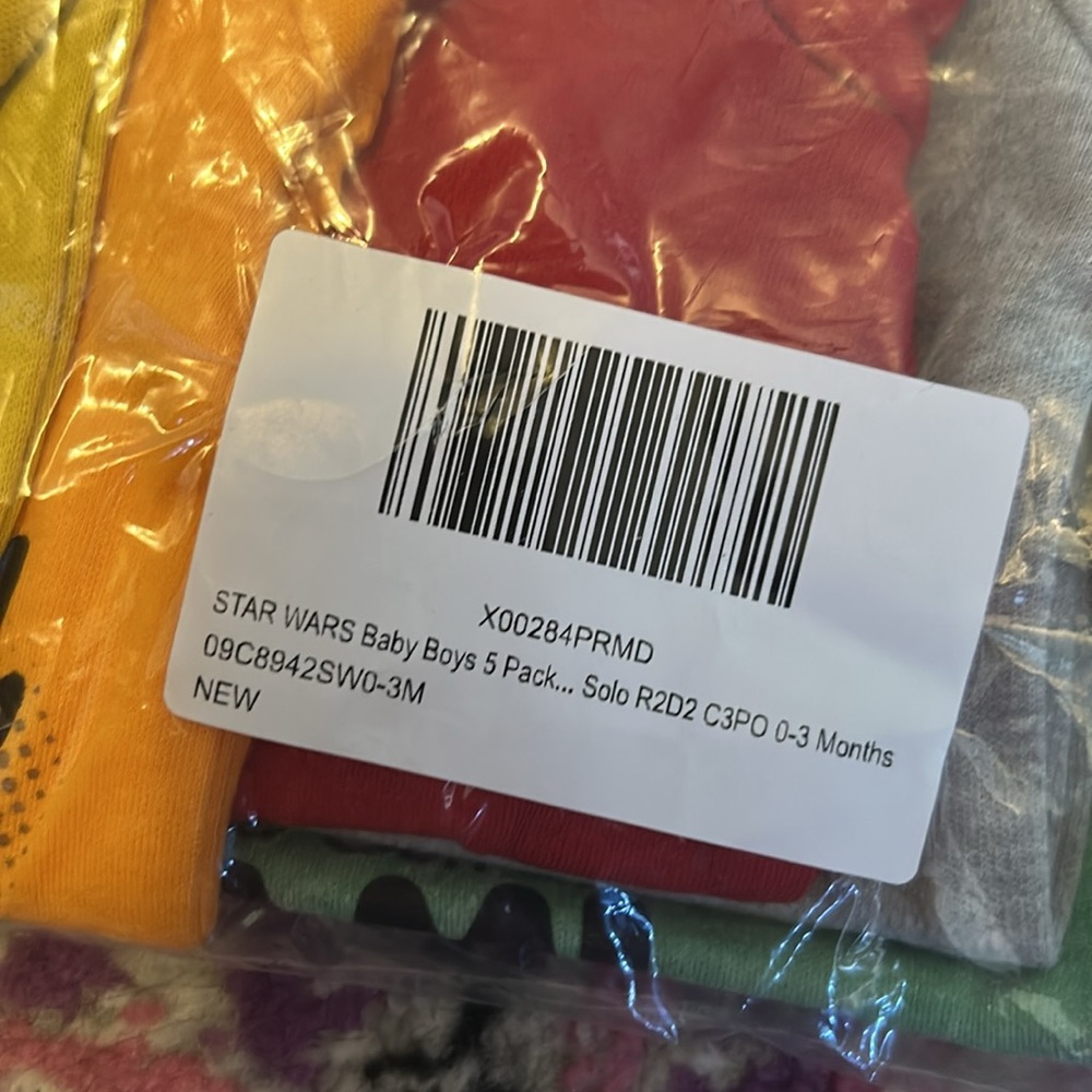 New 5 pack Star Wars bodysuits 0-3 months - Picture 3 of 6
